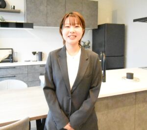照井　美月