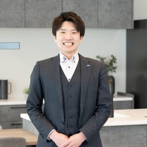 鷲見 稜介